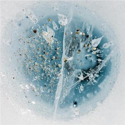 Snow From Yesterday - édition colorée