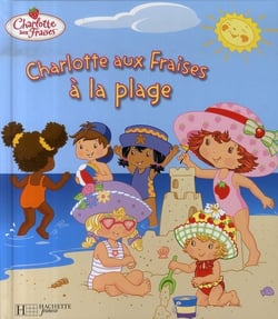 Charlotte aux fraises à la plage