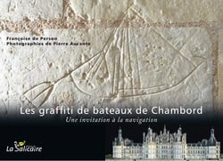 Les graffiti de bateaux de chambord - une invitation à la navigation