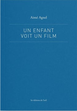 Un enfant voit un film