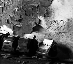 Jonk Urbex Black & White