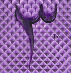Trois
