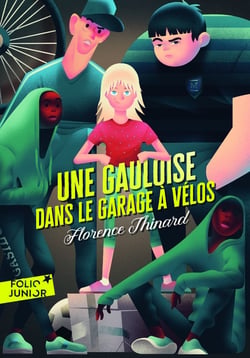 Une gauloise dans le garage à vélos