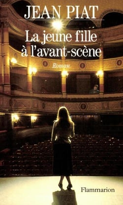 La jeune fille en avant-scène