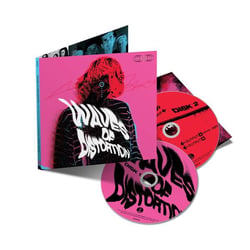 Waves Of Distortion: The Best Of Shoegaze 1990-2022