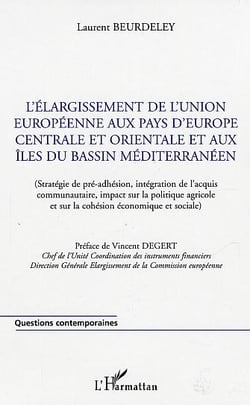 L'elargissement de l'union europeenne aux pays d'europe centrale et orientale et aux iles du bassin