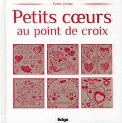 Petits coeurs au point de croix