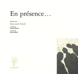 En présence...