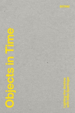 Objects in time /anglais