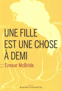 Une fille est une chose à demi