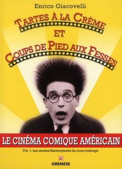 Tartes à la crème et coups de pieds aux fesses