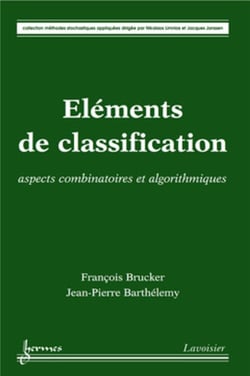 Éléments de classification : aspects combinatoires et algorithmiques