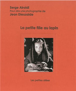 La petite fille au lapin