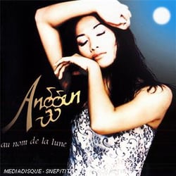 Au nom de la lune