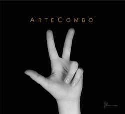 Trois / ArteCombo