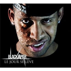 Le jour se lève