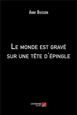 Le monde est gravé sur une tête d'épingle