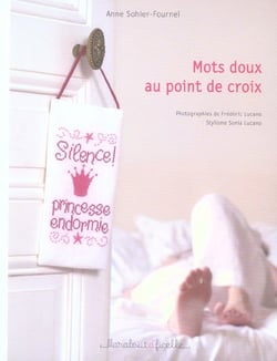 Mots doux au point de croix