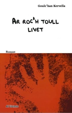 Ar roc'h toull livet
