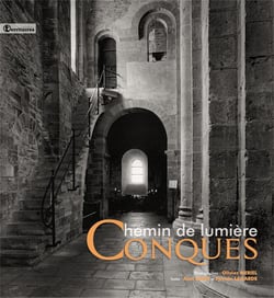 Conques, chemin de lumière