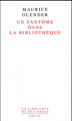 Un fantôme dans la bibliothèque