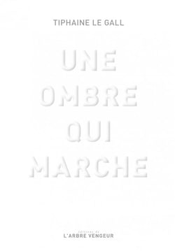 Une ombre qui marche