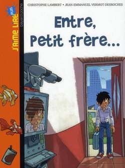 Entre petit frère...