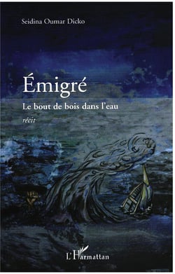 Émigré - le bout de bois dans l'eau