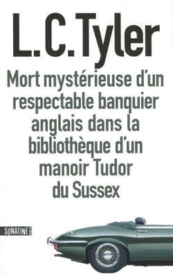 Mort mystérieuse d'un respectable lord anglais dans la bibliothèque d'un manoir Tudor du Sussex