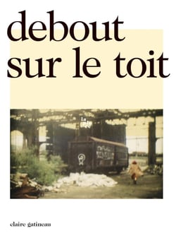 Debout sur le toit