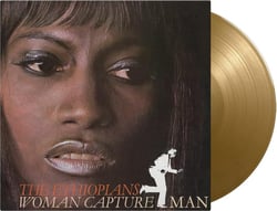 Woman Capture Man