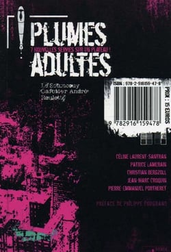 Plumes adultes - 7 nouvelles servies sur un plateau