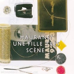 Une fille tres scene