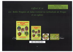 Les belles poupées de Julia visitent la cathédrale de Troyes et ses belles églises