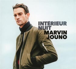 Intérieur nuit