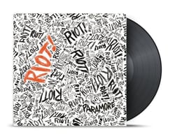 Riot !