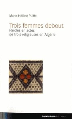 Trois femmes debout