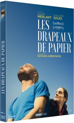 Les Drapeaux de papier