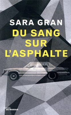 Du sang sur l'asphalte