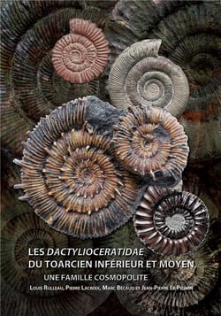Les dactylioceratidae du toarcien inférieur et moyen - une famille cosmopolite