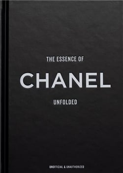 The Essence Of Chanel /anglais
