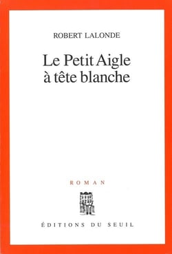 Le petit aigle a tete blanche