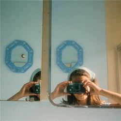 Anne collier: women with cameras (self portrait)