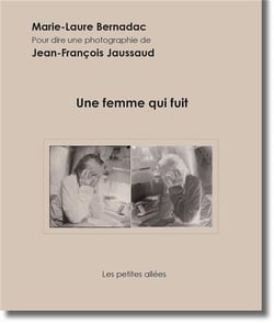 Une femme qui fuit