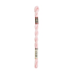Fil à broder DMC - Coton perlé n°5 - Rose poudré nacré 818