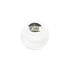 Fil à broder DMC - Coton perlé n°8 - Lumière blanche nacrée B5200