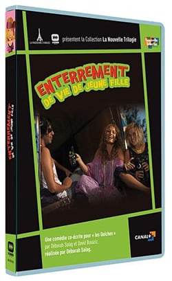 Nouvelle trilogie : enterrement de jeune fille