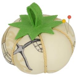 PORTE EPINGLE TOMATE MANNEQUIN BEIGE PORTE EPINGLE TOMATE MANNEQUIN BEIGE