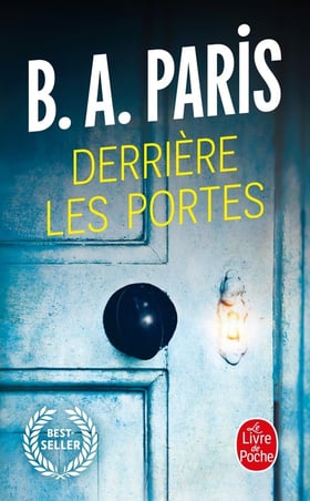 Derrière les portes