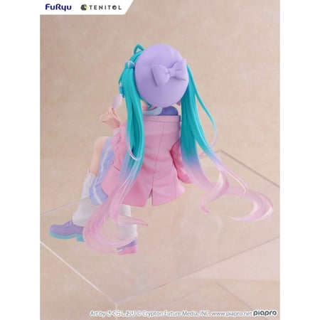 media/mkp/37f4da3cec1d4343a3b17130355cc5b3
